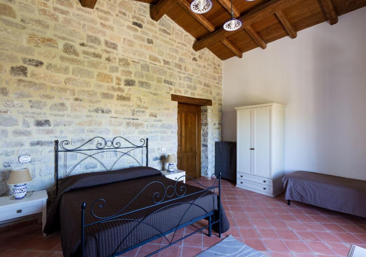 Agriturismo Torre Gialluise Gesualdo Exterior foto