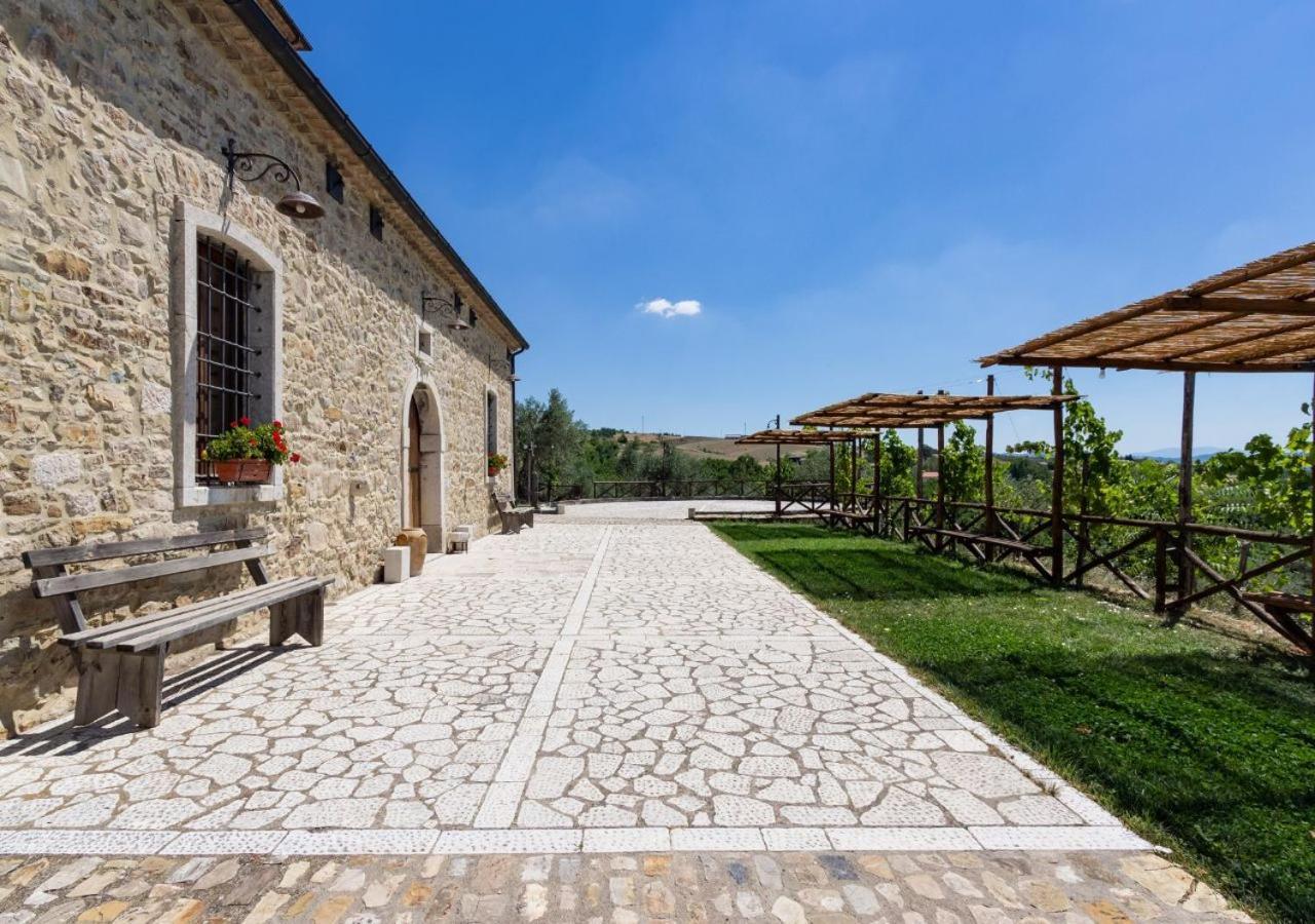 Agriturismo Torre Gialluise Gesualdo Exterior foto