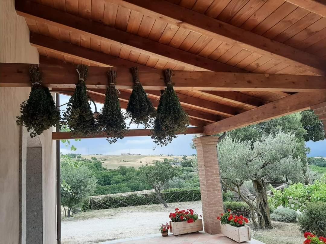 Agriturismo Torre Gialluise Gesualdo Exterior foto